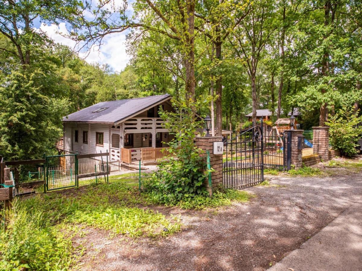 Holiday home Spacious With Sauna And Bubble Bath