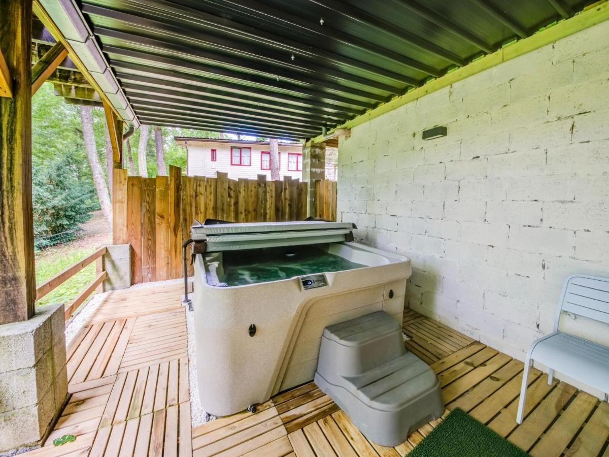 Holiday home Spacious With Sauna And Bubble Bath