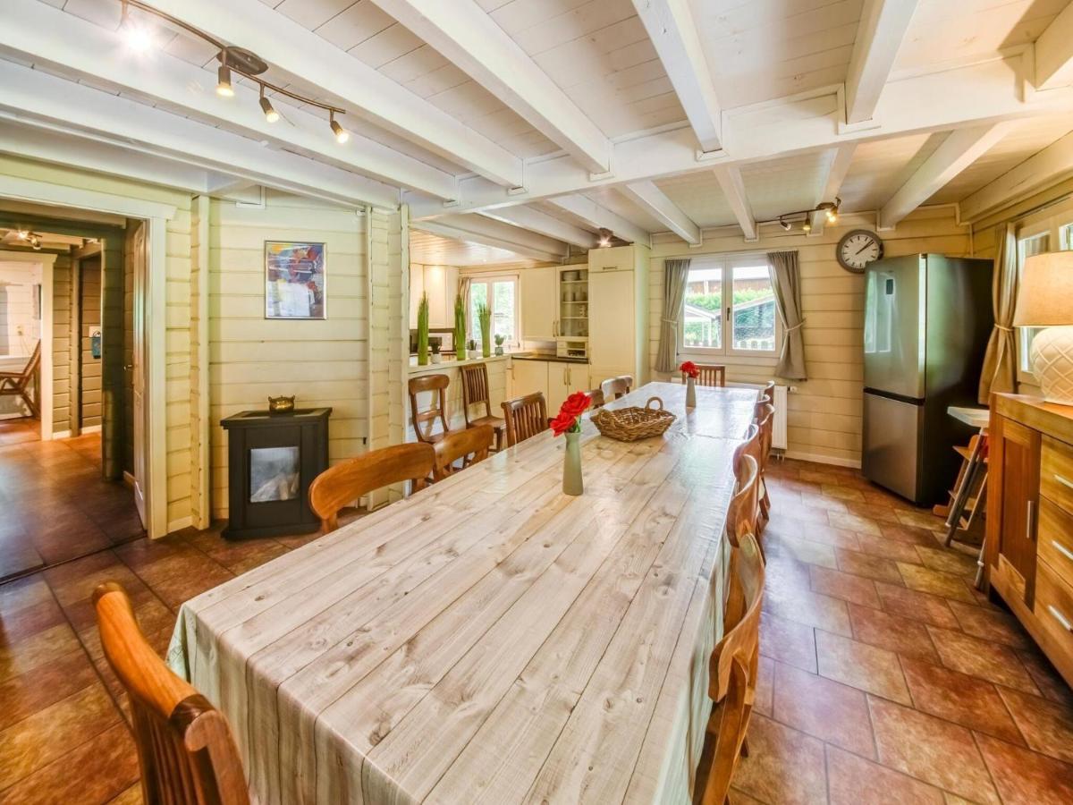 Spacious With Sauna And Bubble Bath Barvaux